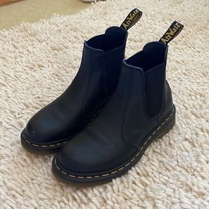 Doc Marten Chelsea Boots